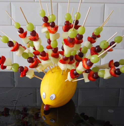 Pinnsvin med fruktspyd